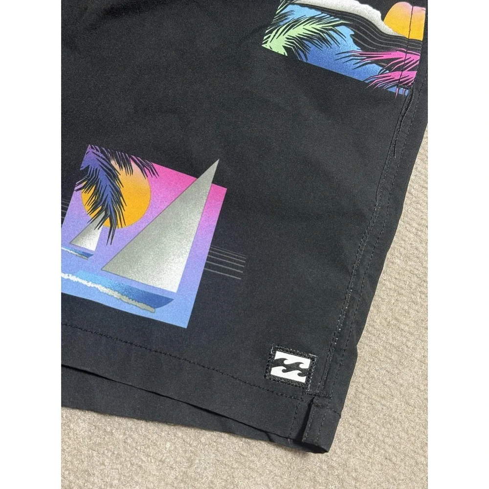 Billabong Swim Trunks Mens Small Black Sundays Layback Tropical Sailboat Print‎